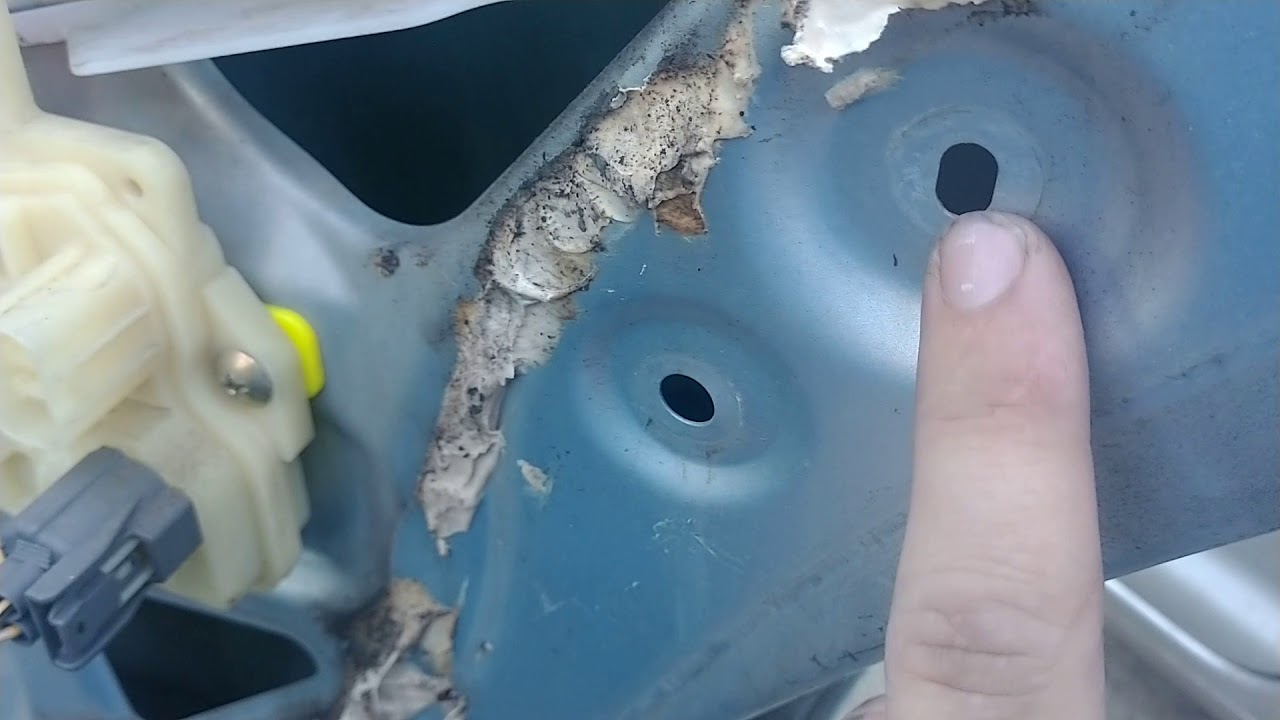 Replacing 2001-2005 Honda Civic 4 Door Rear Quarter Window