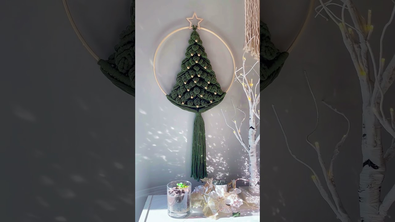 A Macrame Christmas Tree Wall Hanging