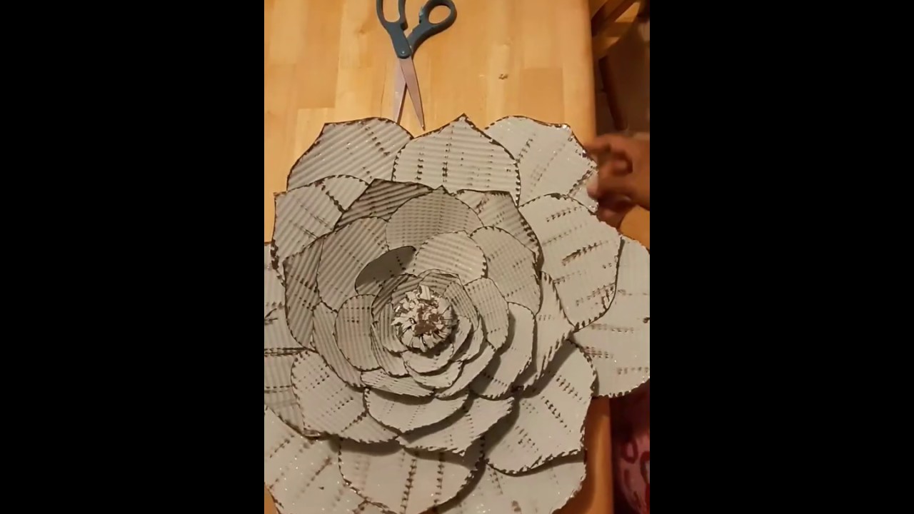 How to Make Faux Metal Flower using cookie sheets