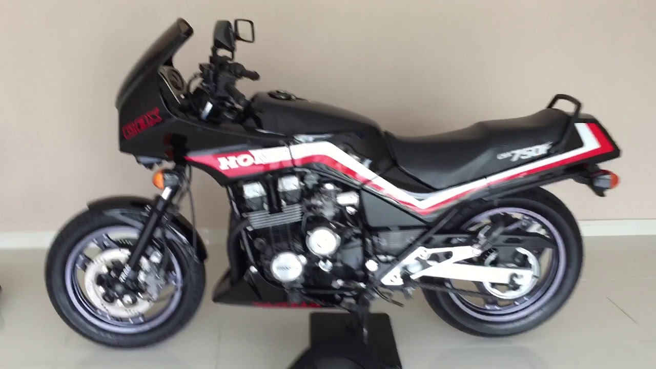 Minha CBX 750 F Black Japonesa 1986