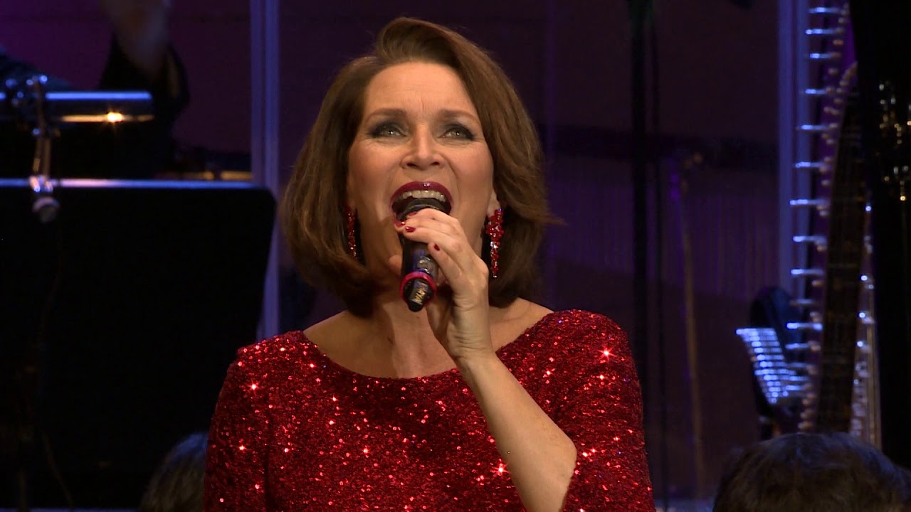 THE MUSIC OF JAMES BOND - Maya Hakvoort and Nazide Aylin: All Time High