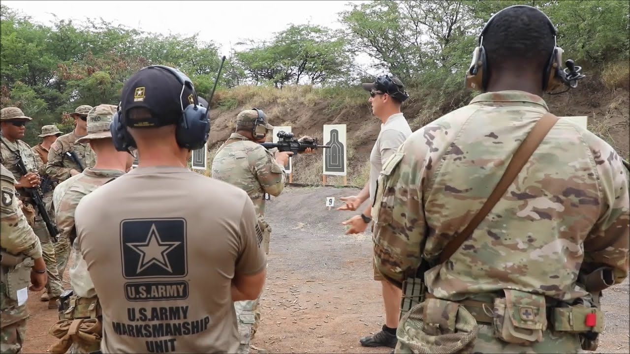 U.S. Army Marksmanship Unit Train 25th Infantry Division