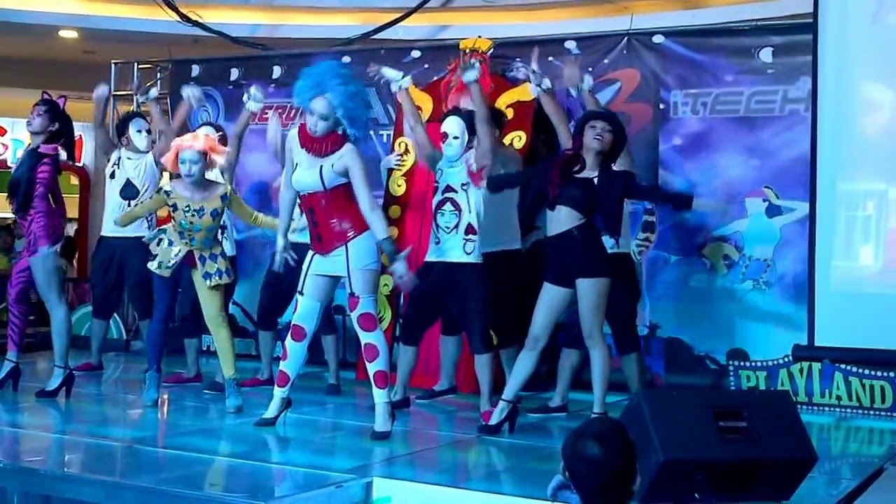 Circus (Classic) performed by the C360 Elite