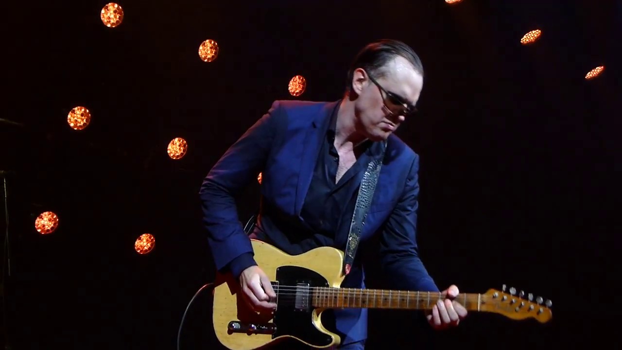 Joe Bonamassa - How Many More Times - 7/5/16 Colston Hall - Bristol, UK