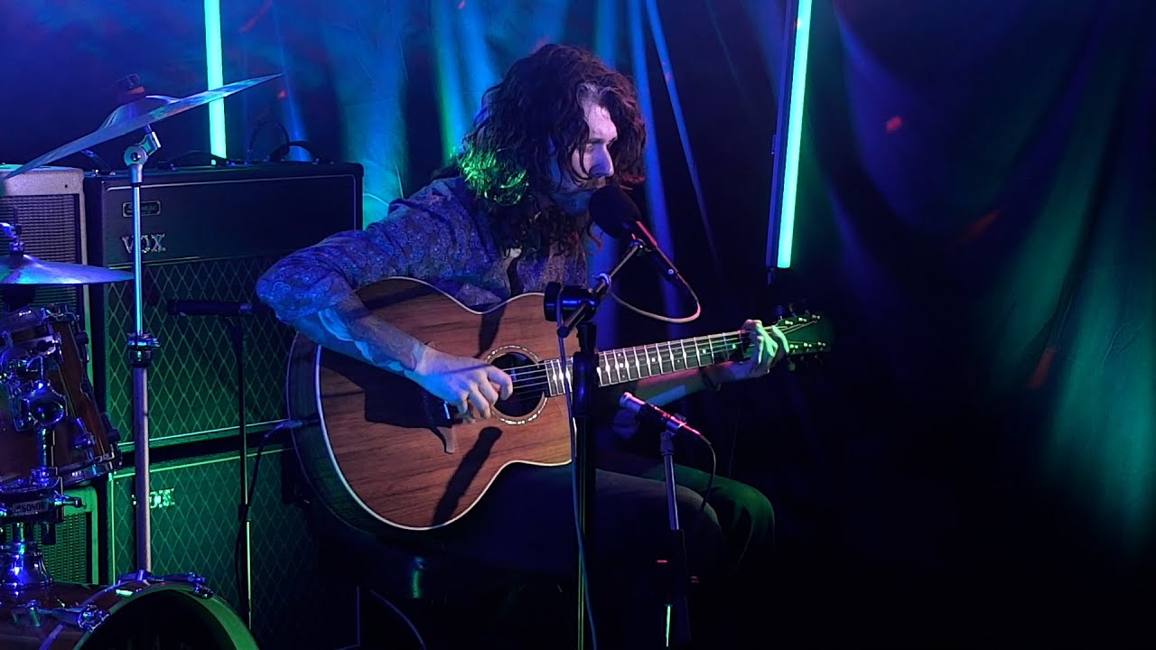 Rory Gallagher - Dom Martin Plays 'Deuce' (50th Anniversary Concert)