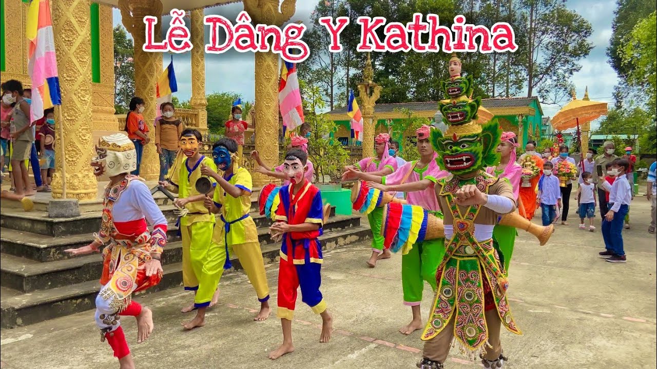 ĐMN - Cùng team đi biểu diễn múa chằng phục vụ lễ dâng y kathina của dân tộc Khmer