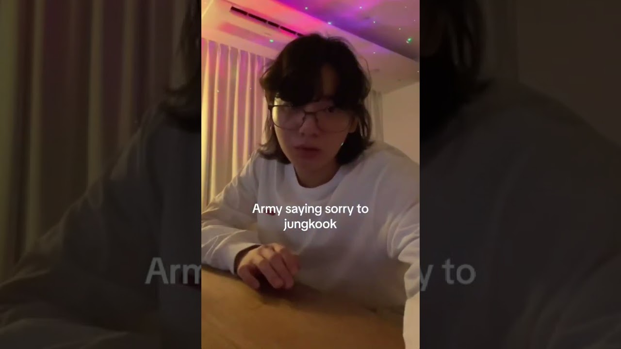 his reaction to Army saying sorry 🥺#bts #jungkook #btsshorts #btsarmy