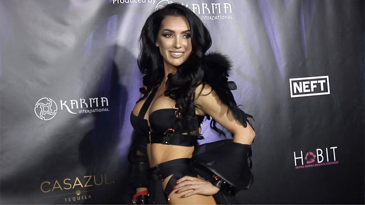 &ldquo;Kandy Halloween: Return of the Haunted Mansion&rdquo; Red Carpet PART TWO
