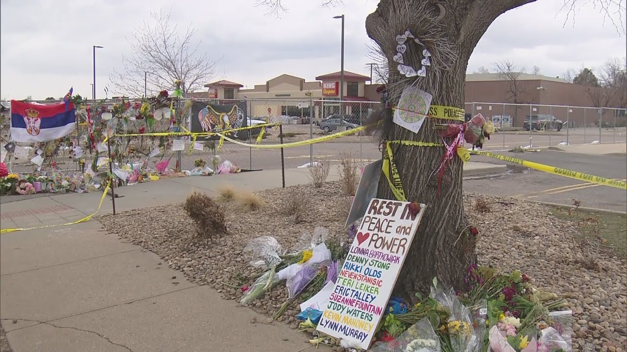 Jury acquits livestreaming photographer who ignored police orders during Boulder grocery store shoot