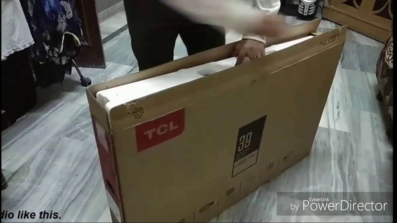 TCL 39 inches full HD led L39D2900 unboxing purchased from Amazon. Damage or not checking.