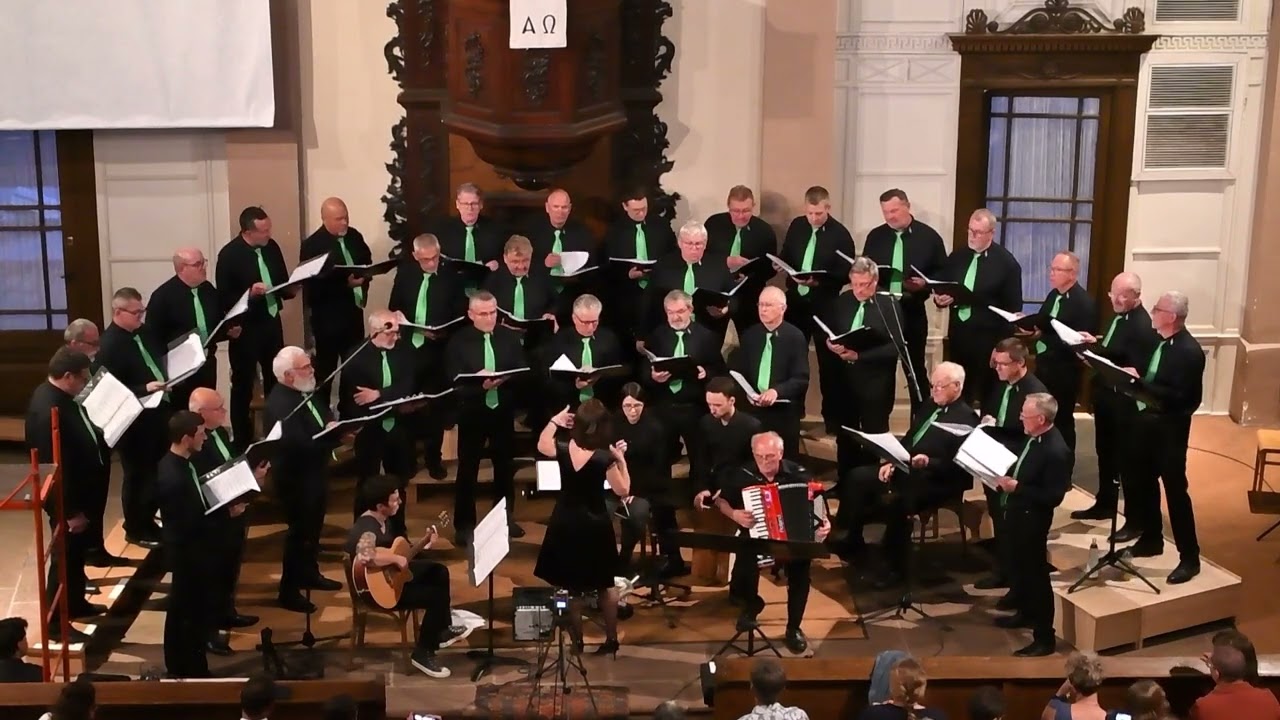 Foule Sentimentale par le Chœur d'hommes de Riquewihr
