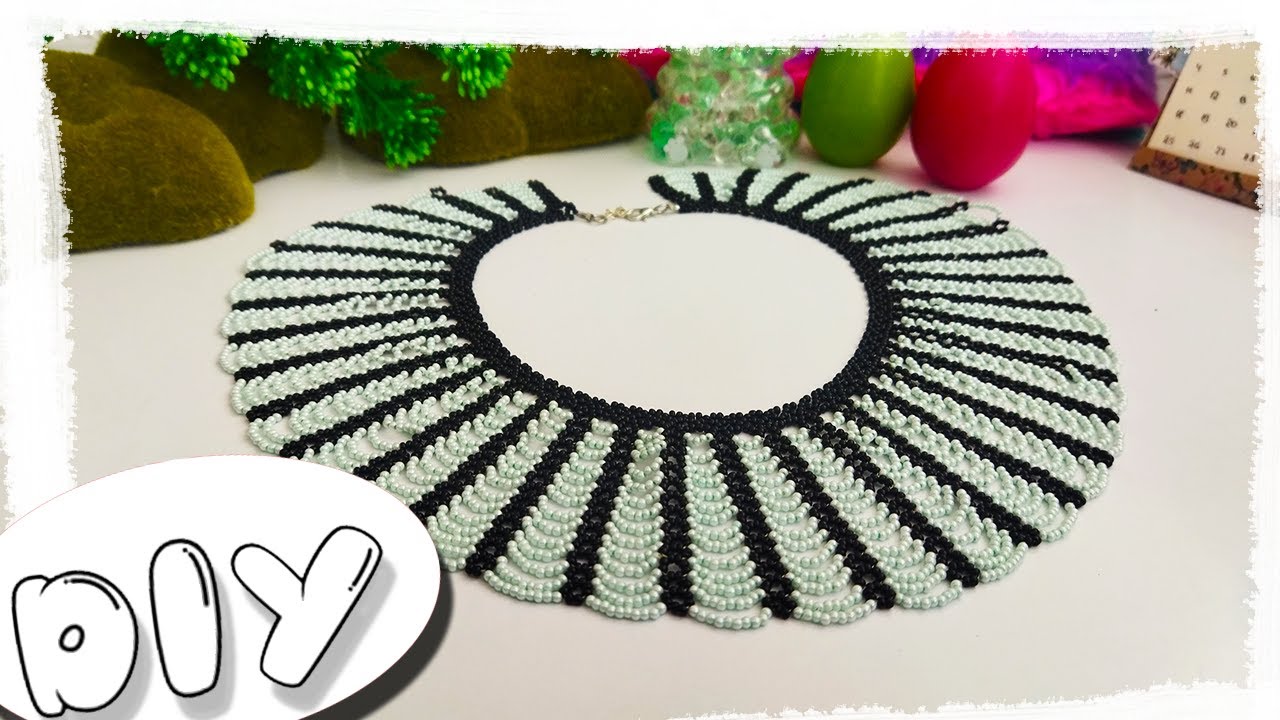 Black and green bead necklace, bead necklace
