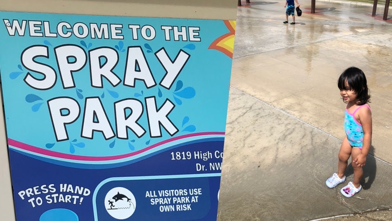 Ariana had fun at the Spray Park