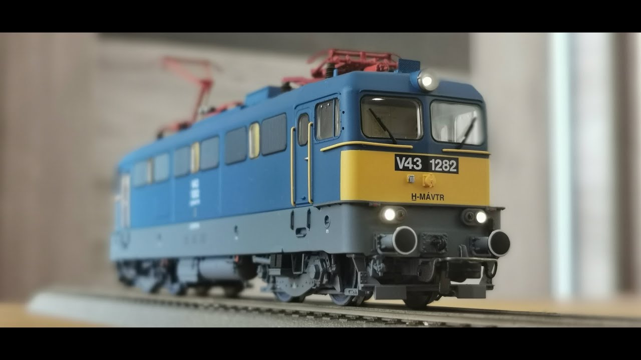 PIKO V43 1282 modellbemutató.