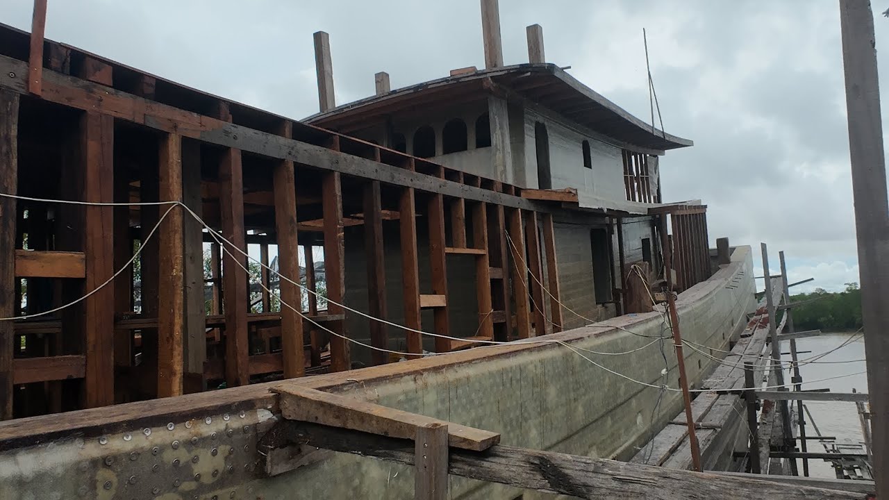 Kapal kolekting pesanan dari Bali