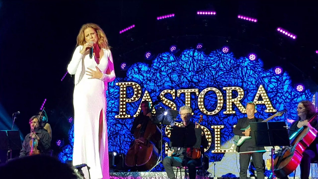 Pastora Soler - Me embrujastes (Sevilla 09/06/18)