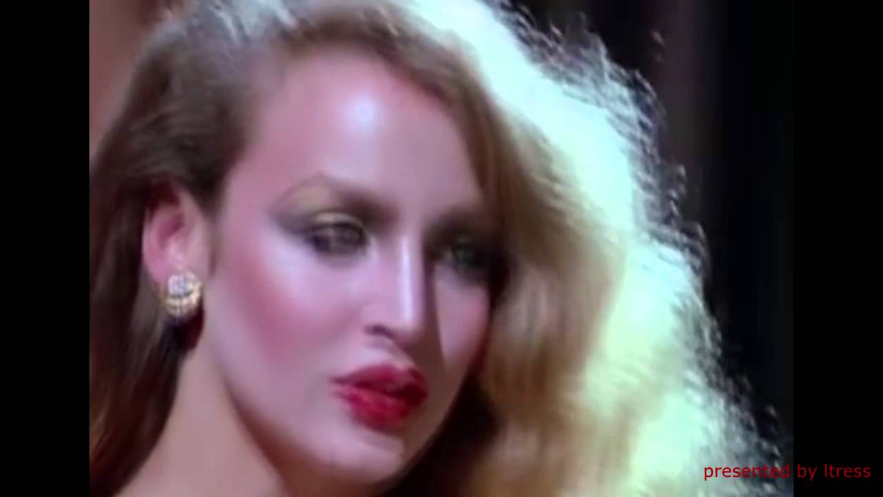 the BEAUTY of JERRY HALL l - her EYES at 1:46 - looking at Bryan Ferry !