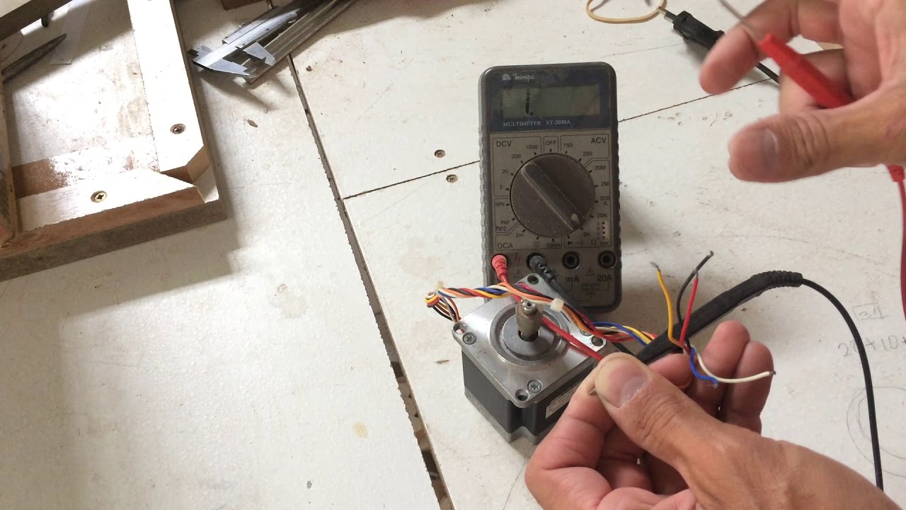 Motor de passo de 6 fios qual ligar teste com multimetro