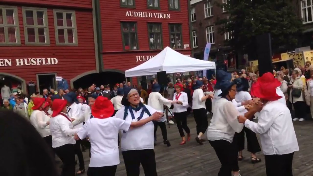 Seniordans Hordaland danser Show off Your Lady