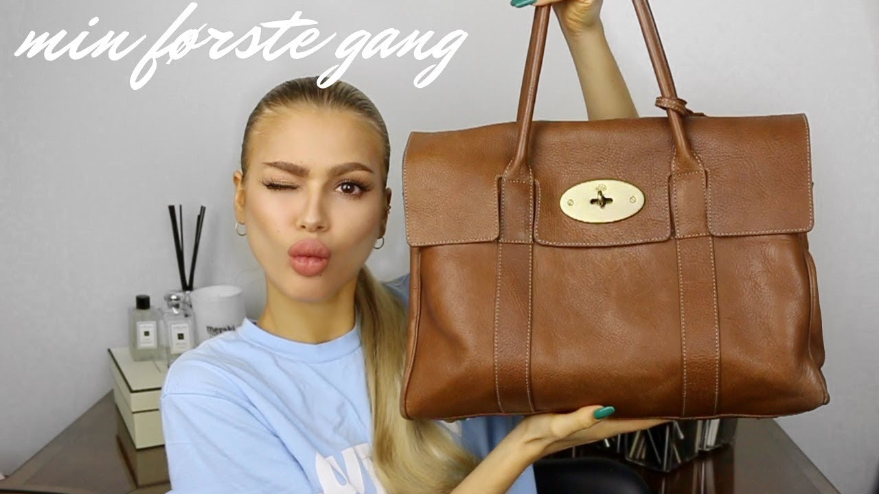 WHAT'S IN MY BAG? | MIN FØRSTE DESIGNERTASKE!