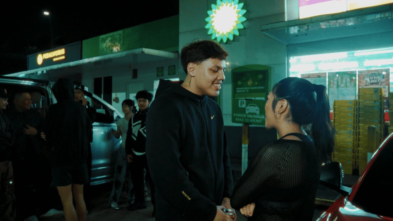 Freskat, xouthc - prove me (Official Music Video)