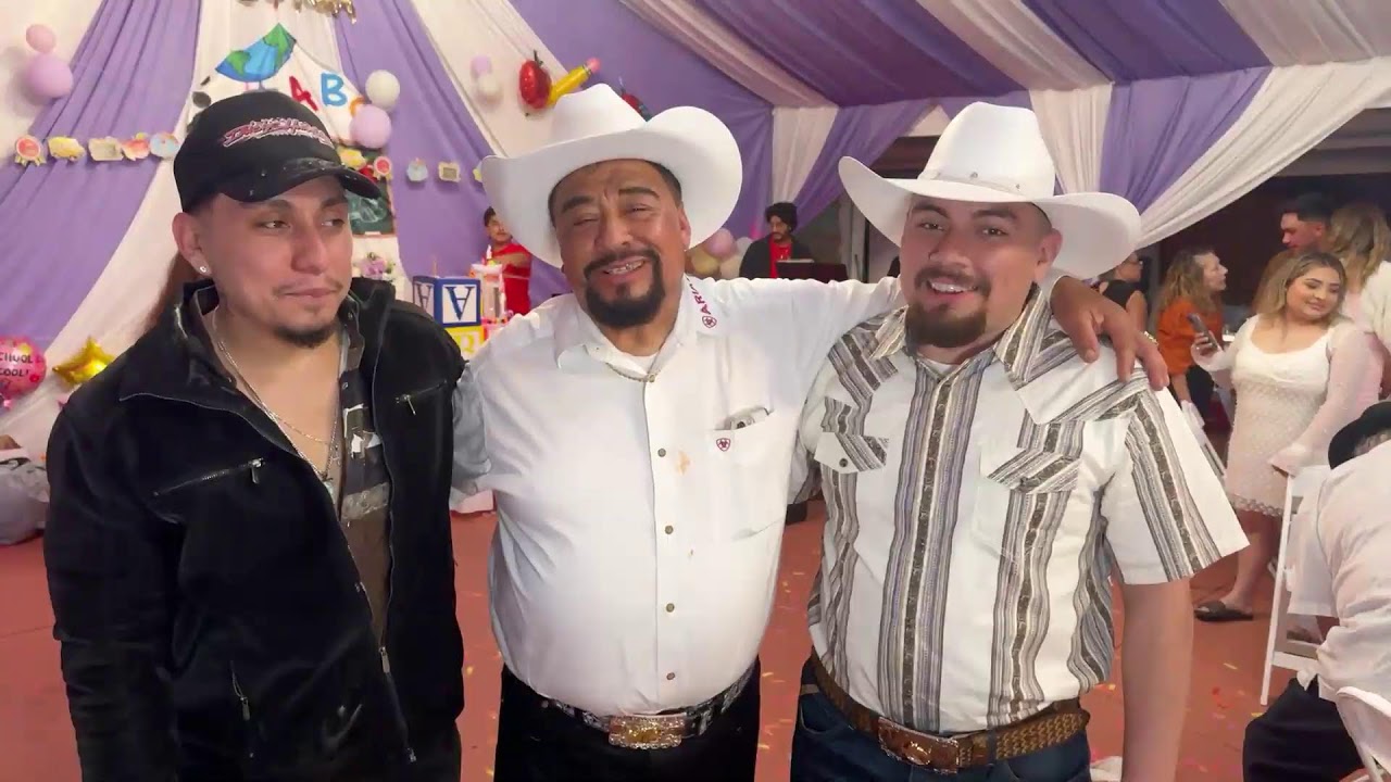 Fiesta sorpresa En Anaheim  con Dayana borja 3