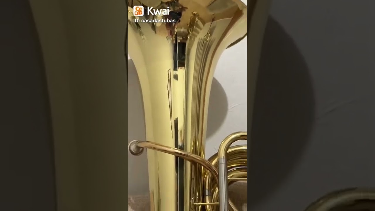 Tuba Jupiter Usada  tamanho 5/4 CONCERT 582L Afina&ccedil;&atilde;o em Si bemol e acabamento laqueado 11 959301514