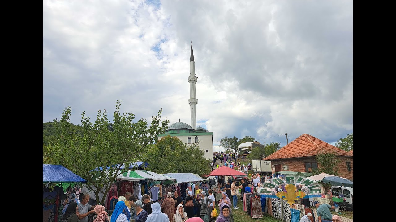 U Tršiću svečano otvorena džamija. Izgradnju pomogle i komšije pravoslavci
