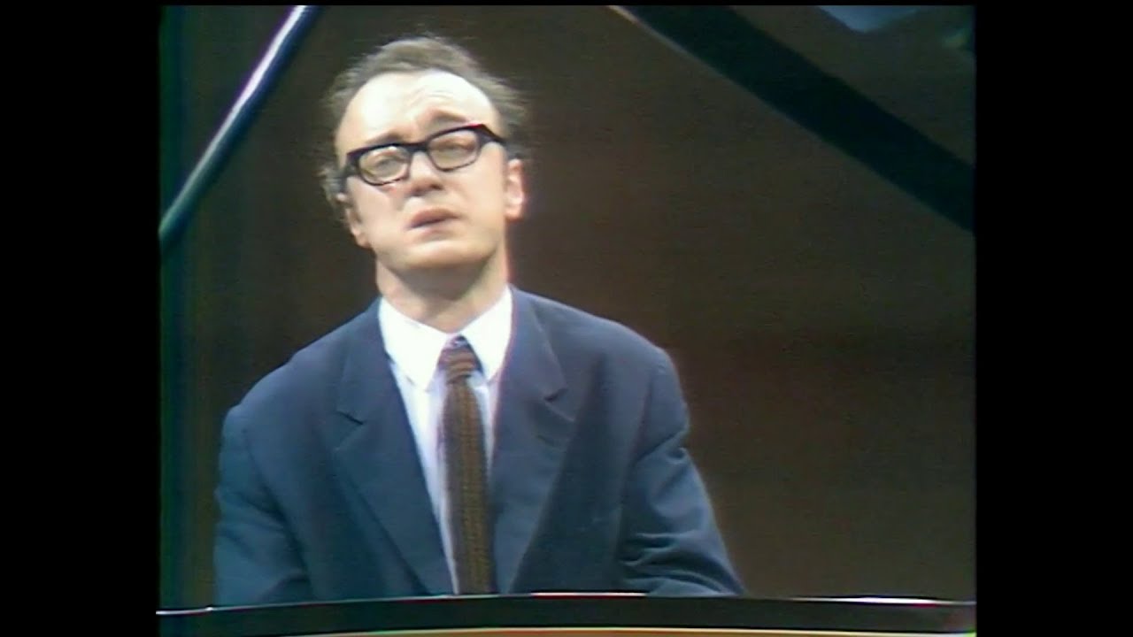 Alfred Brendel plays Beethoven: Sonata 