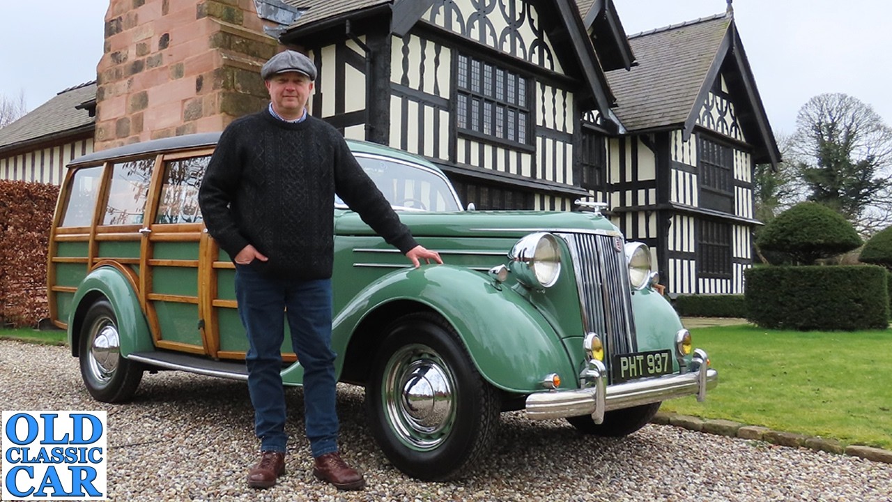 A Ford V8 Pilot WOODIE ... what a car!