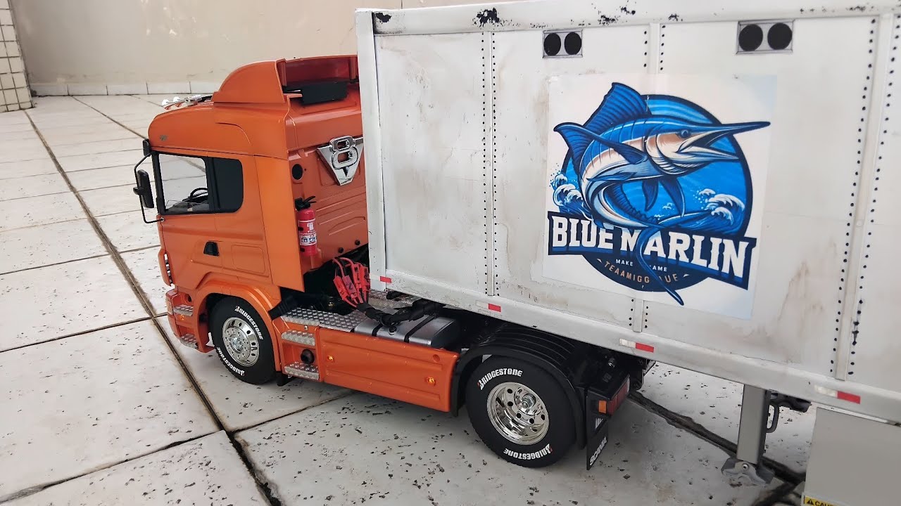Scania r620 highline laranja. 