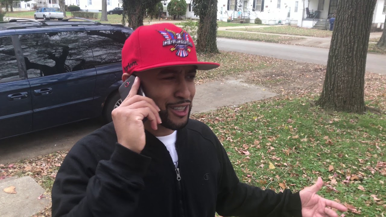 How Women Treat You Once They Find Out You Don’t Have A iPhone