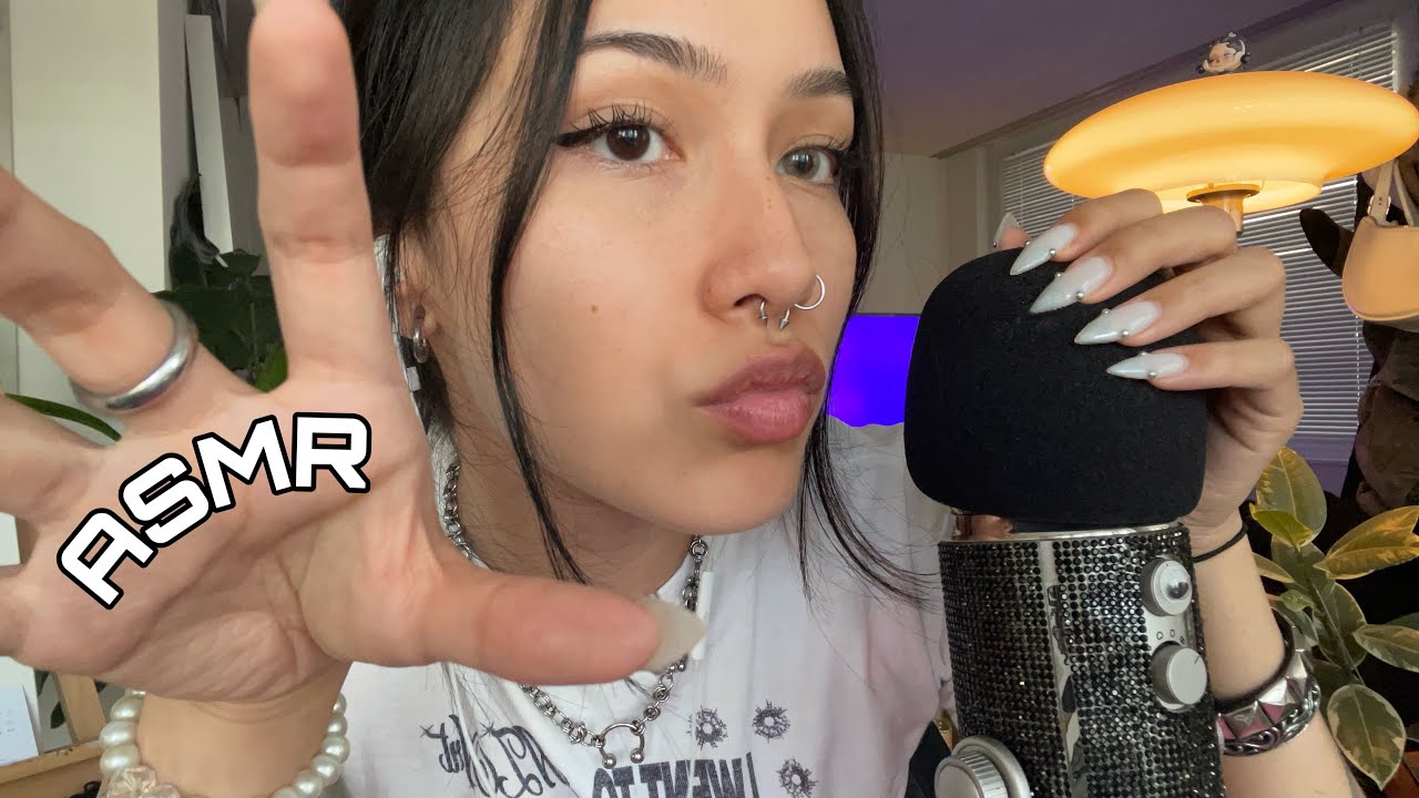 ASMR ☆ fast & aggressive triggers for tingles (mic scratching, nails sounds, rambles,&hellip;)