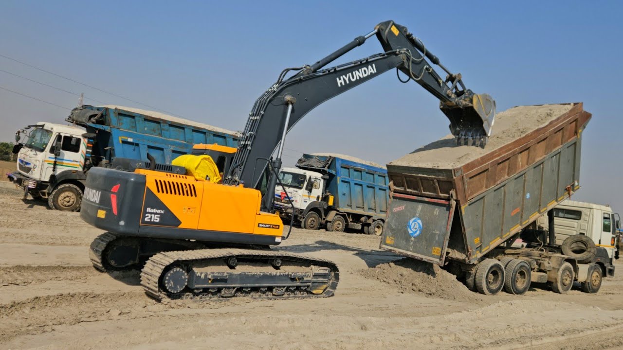  Fly Ash Unloading point Tata Signa 12 Wheeler Truck in Hyundai Excavator Video...