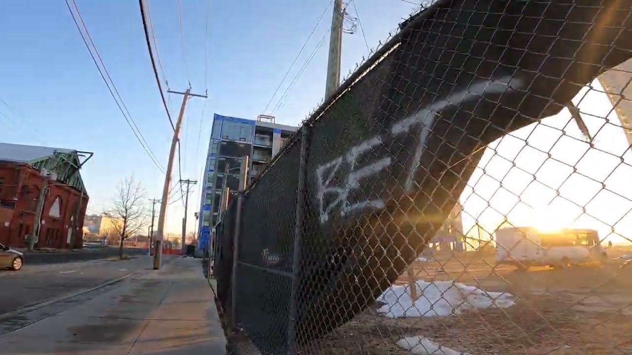 Sunrise Walk ** North towards Rivers Casino and Penn Treaty Park ** Philadelphia PA ASMR [4K]