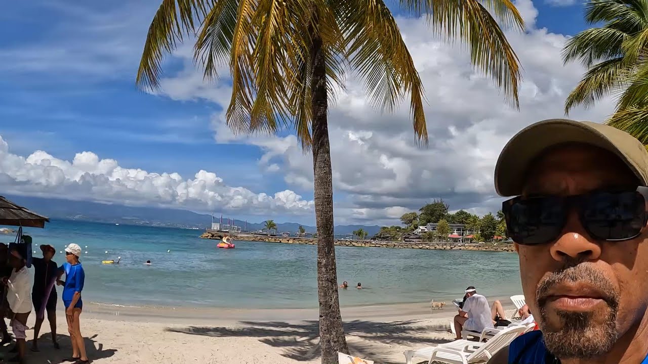 Guadeloupe Hotel- Zenitude beach resort