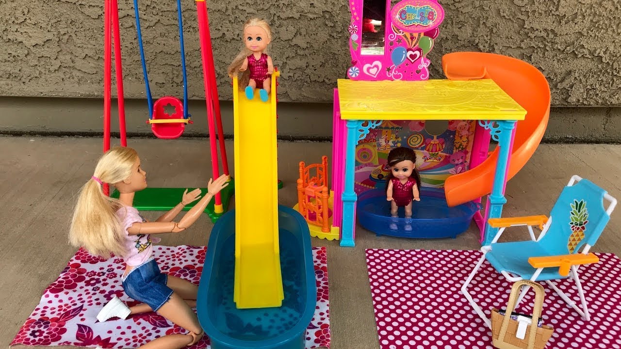 Barbie Water Park! Haley and Ally go to a Water Park!