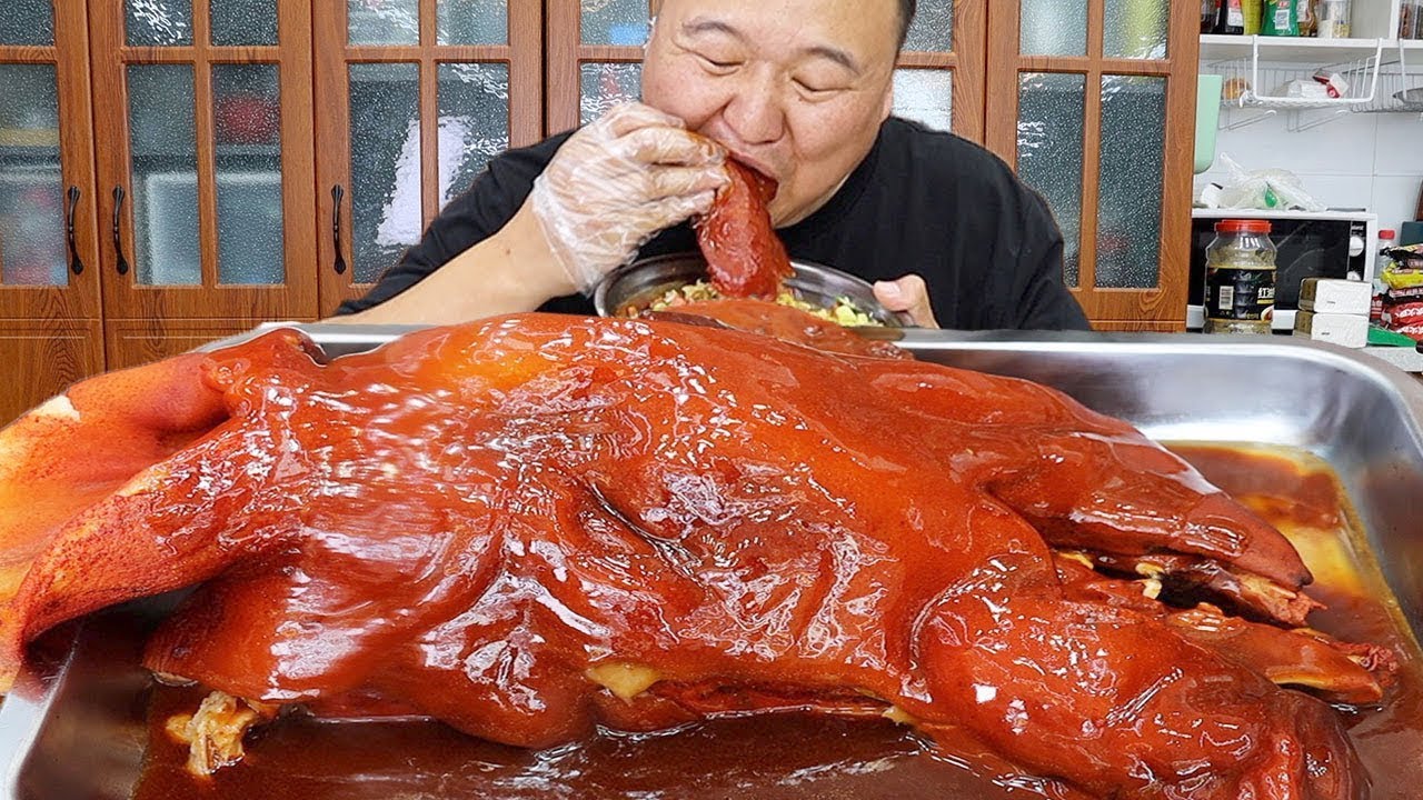 Ah Qiang's Braised Pig's Head Melts In Your Mouth, Full Of Collagen!