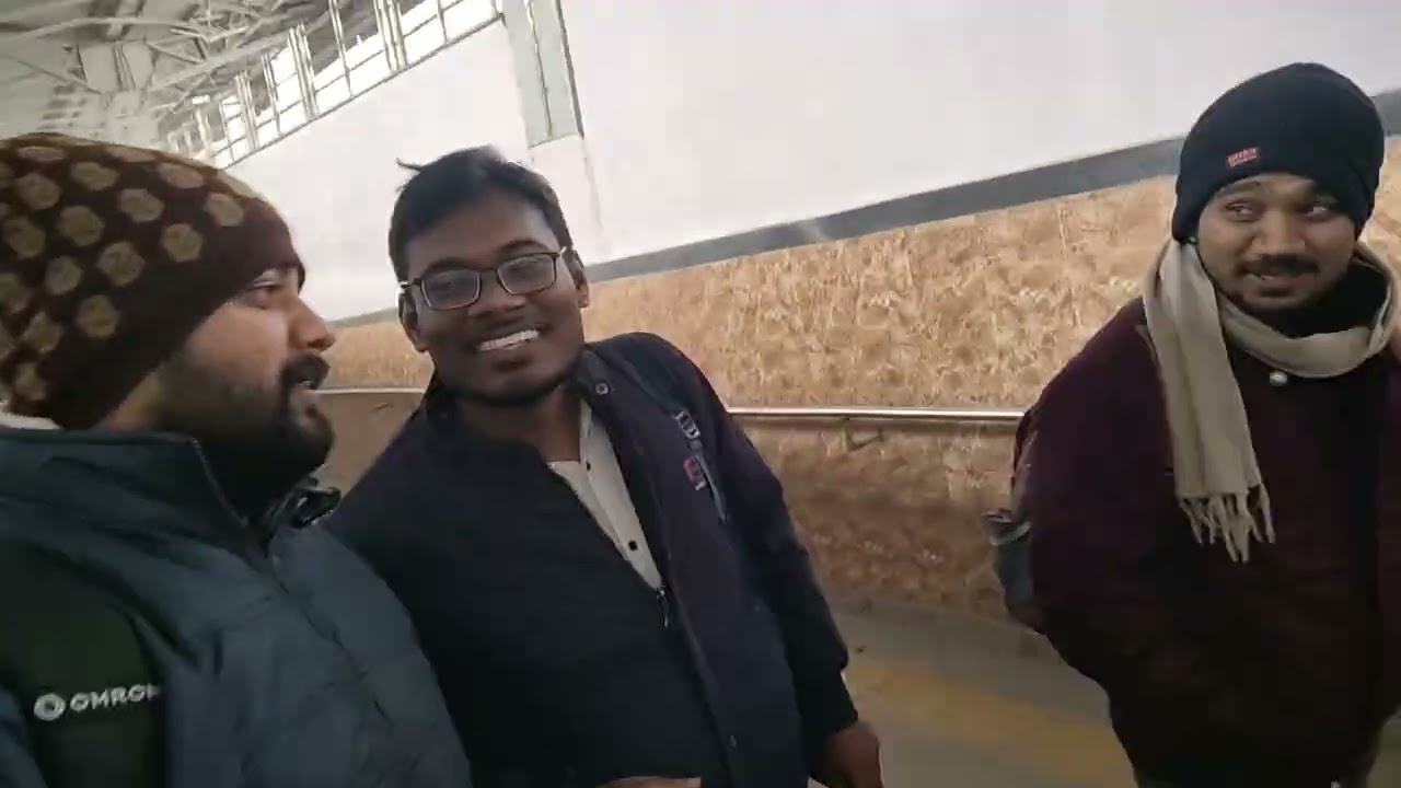 Reached at Anvt with little Review in hindi #kunj_kr #short_vlogs #kunj kr vlogger 💛#train 