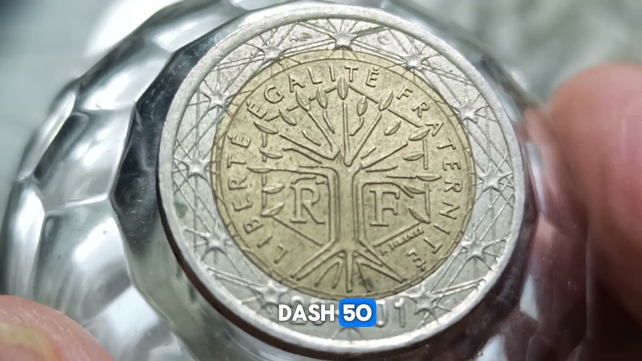 🇫🇷 2 Euro 2001 France Coin Worth Up To &euro;250! 💶 Rare Error Found!#2Euro2001 #RareCoins #EuroCoins