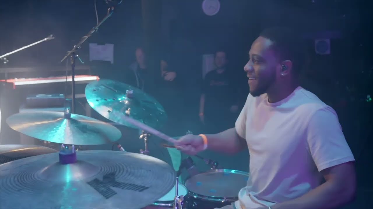 CalledOut Music - Hold On Me (Live from London)