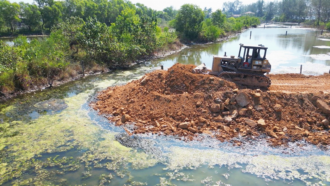 Connected 100%, Wonderful Building New Road For Land Border By Komatsu D53A & 5T Trucks Team