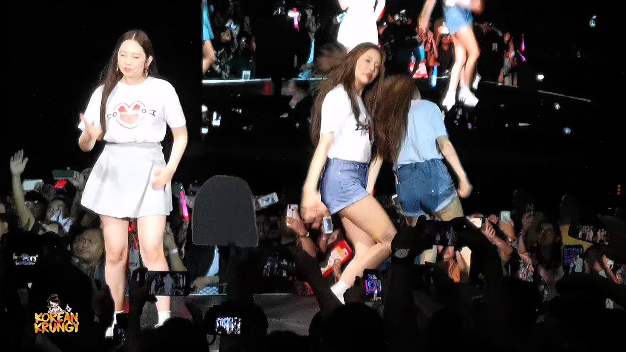 [20190125] MOMOLAND takes selfies with fans during BAAM Encore | 2019 MOMOLAND FAN MEETING IN MANILA