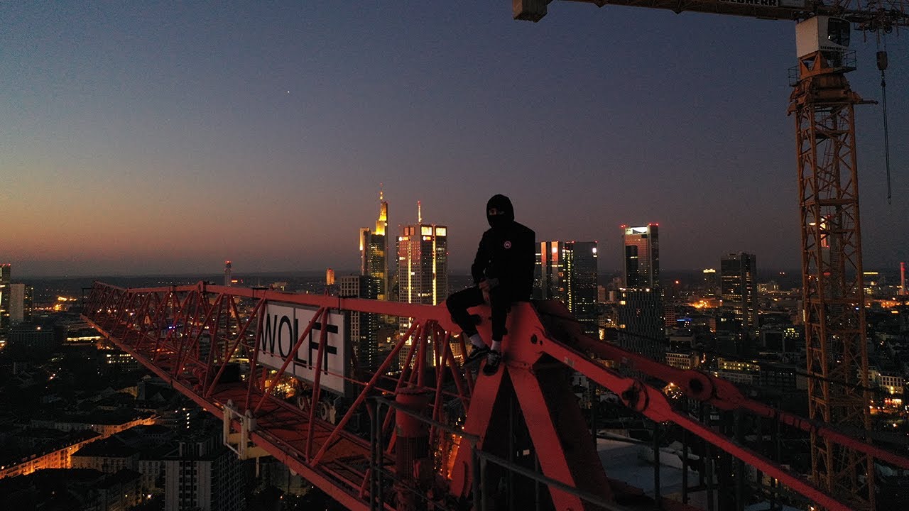 Climbing 100m Tower Frankfurt, Germany | 2020 Corona Quarantine