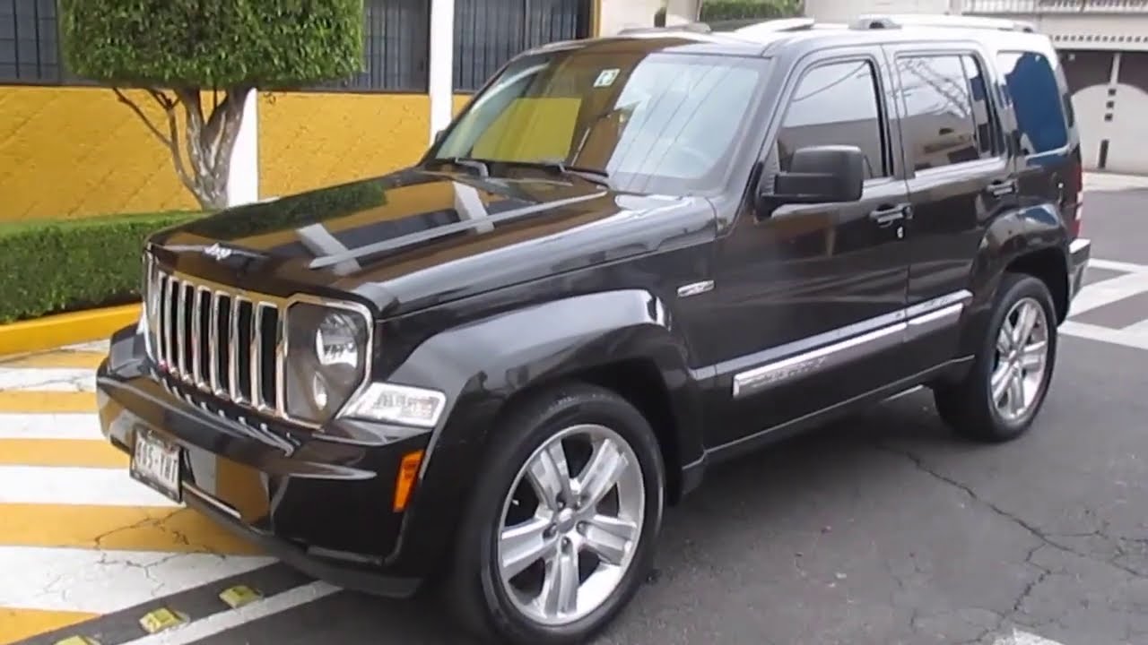 JEEP LIBERTY JET 2012