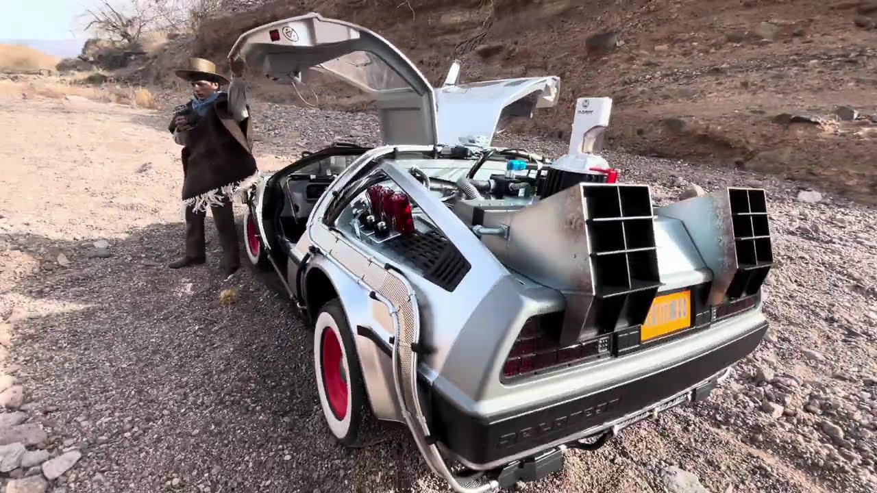 Hot toys BTTF 3 Delorean Pt 2