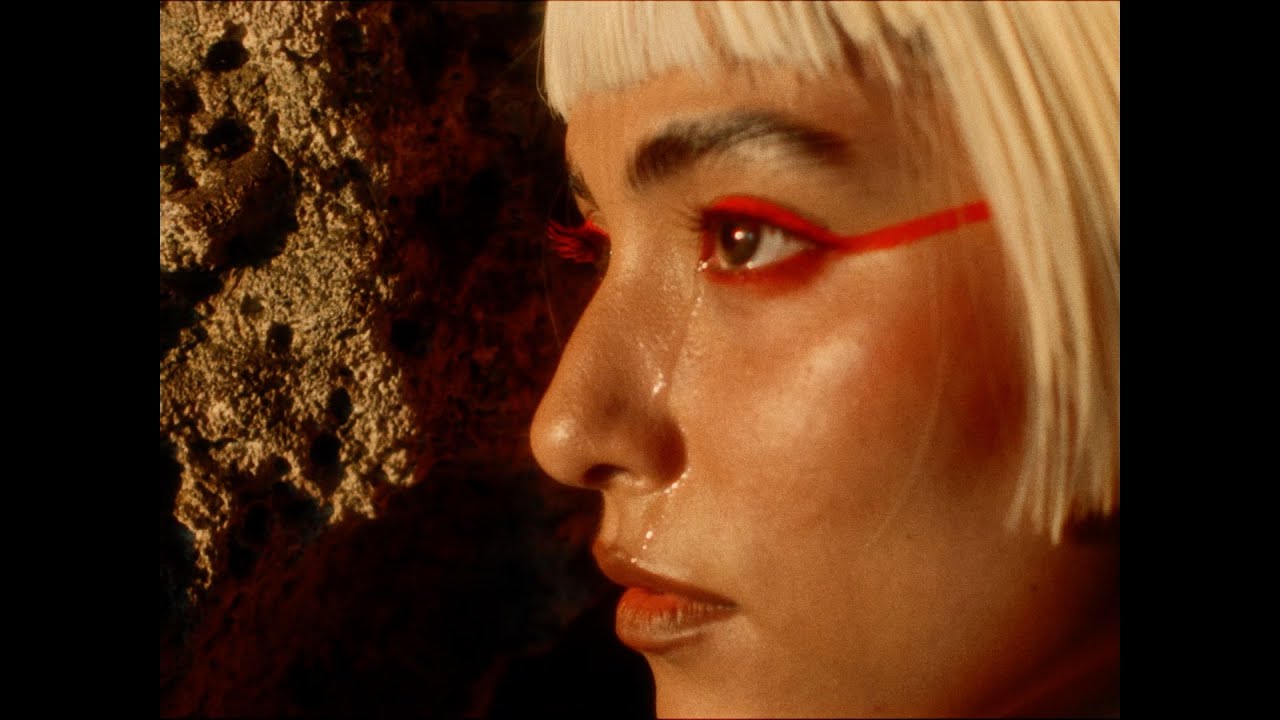 Letón Pé - Good Enough (Video Oficial)