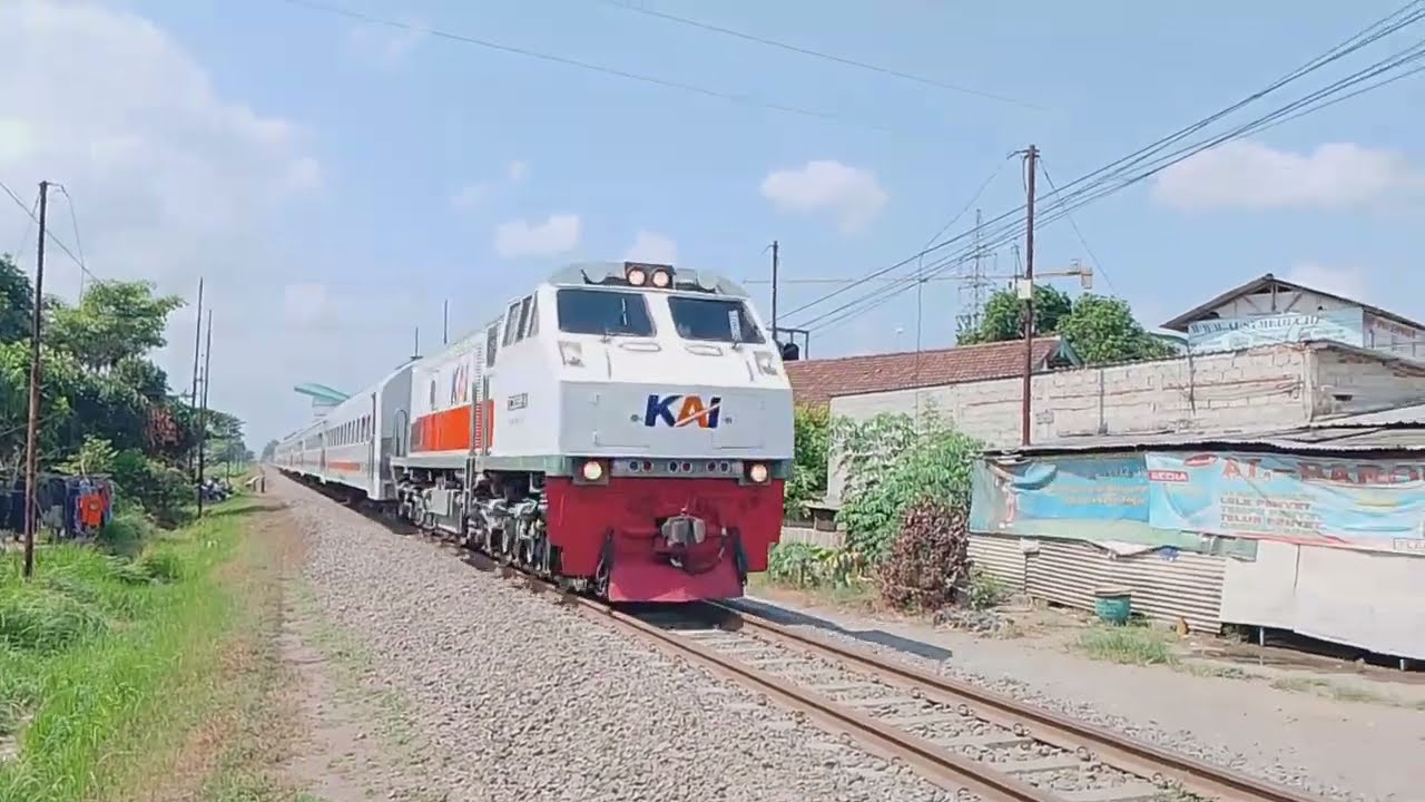 KA CL Dhoho melintasi JPL 244