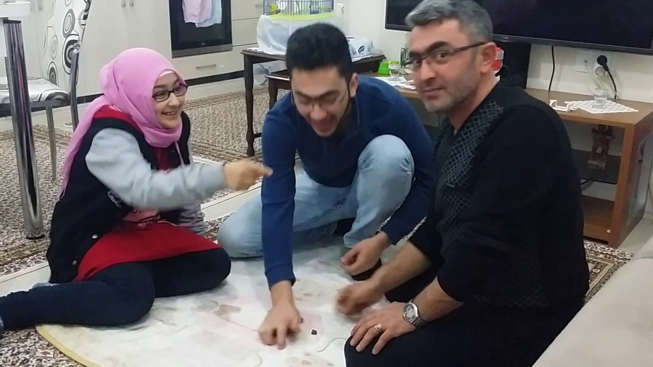 Beş Taş Oynuyoruz