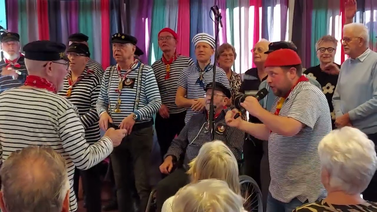 Mannen taan het zeil